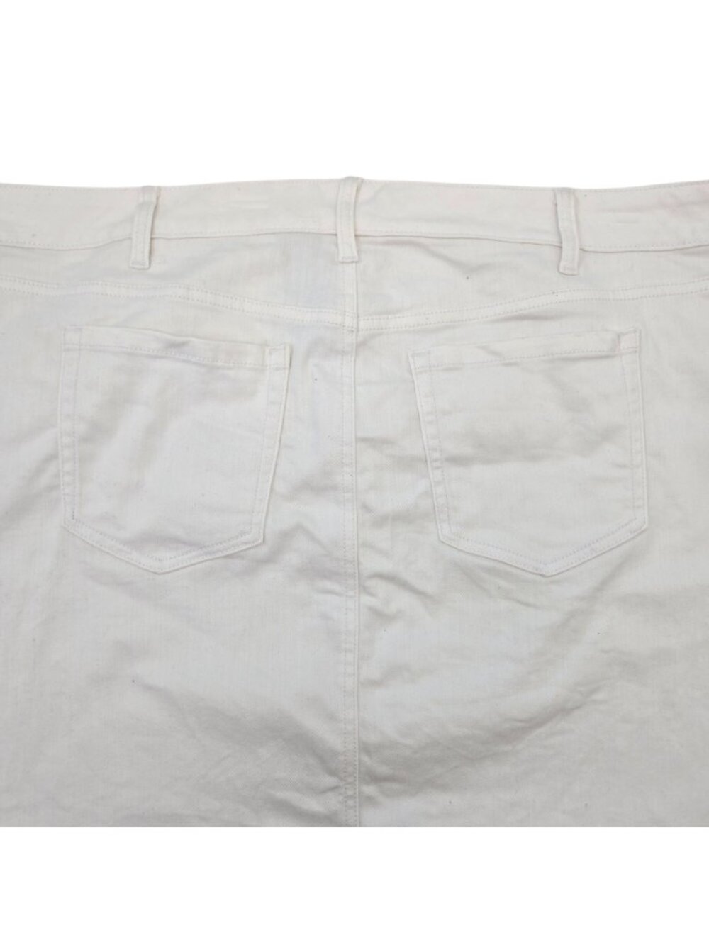 NWT Torrid Denim Mini Skirt in White Size 24 - Picture 5 of 7